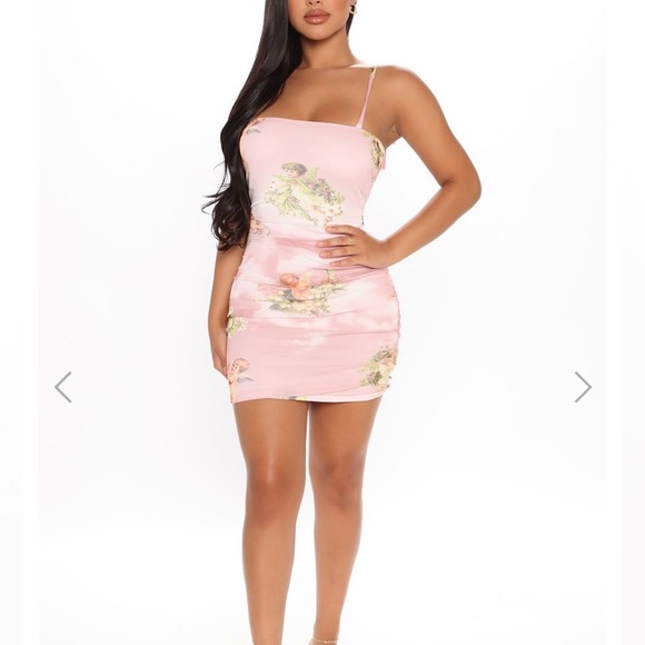 Dresses & Skirts - Fashion Nova angel dress ✨😇